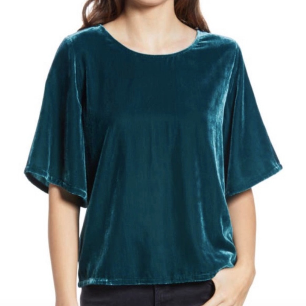 Women's Chelsea 28 Velvet Crewneck Top - Green Ponderosa, Size XS